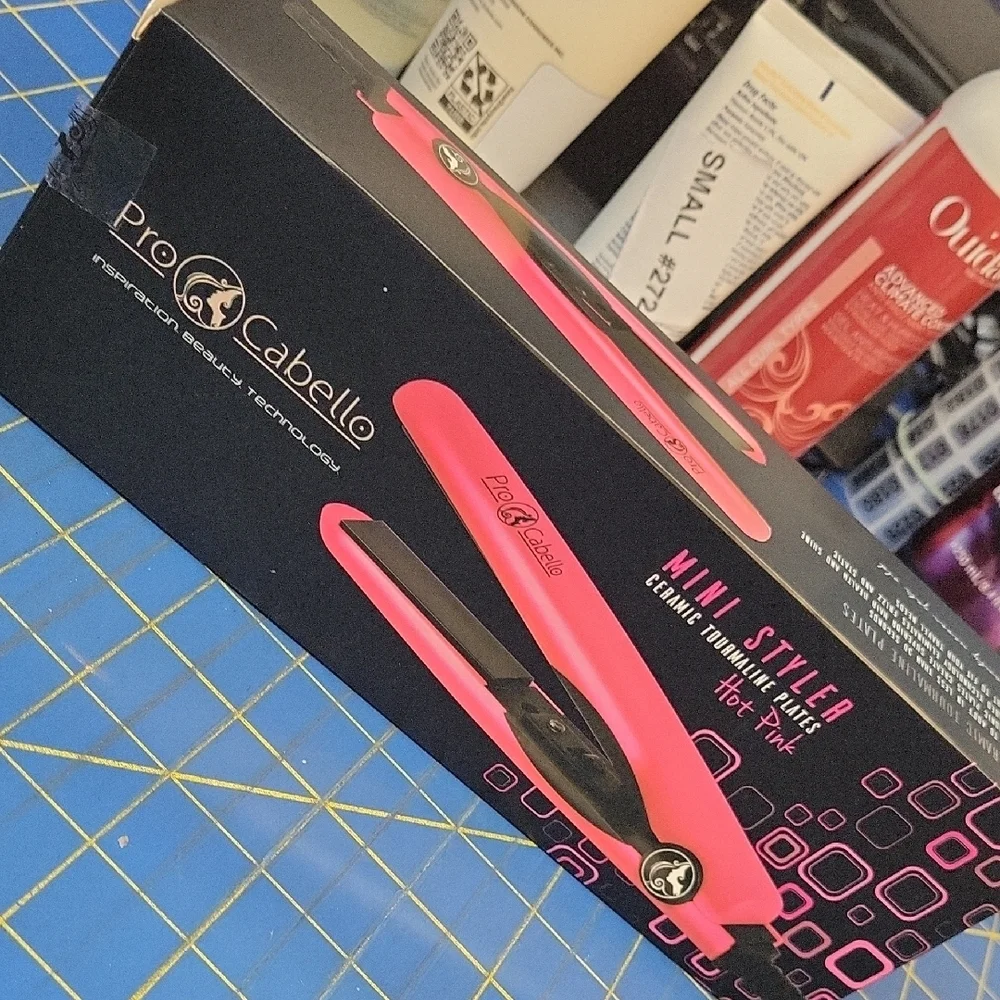 Pro Cabello Hot Pink Mini Styler Ceramic Tourmaline Plates New Sealed Box